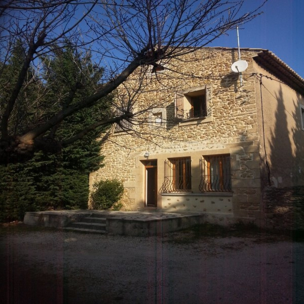 Offres de location Maison Uchaux 84100